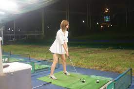 ゴルフ練習　夜